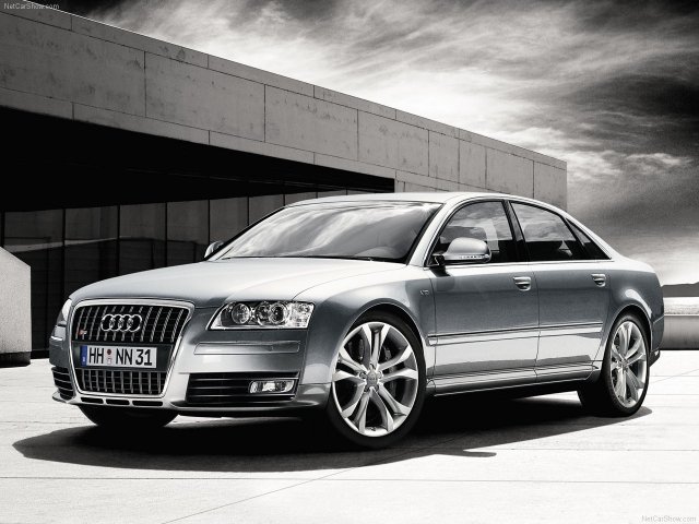 Audi S8