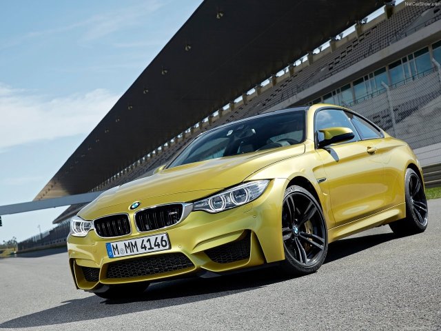 BMW M4-Series