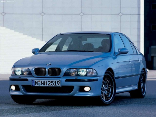 BMW M5-Series