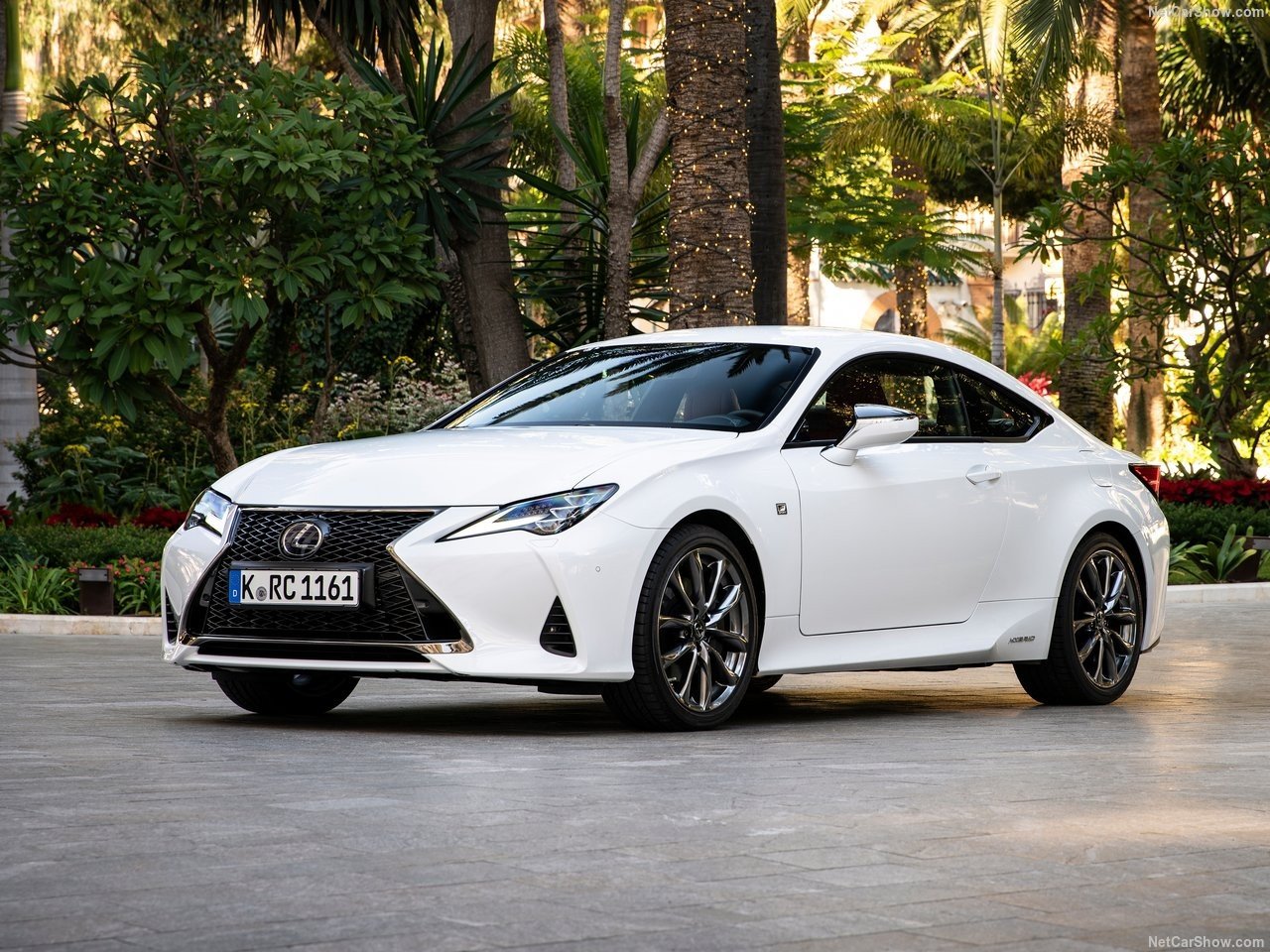 Lexus RC